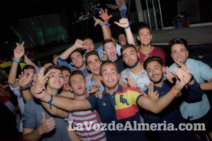 Caseta de Los 40 Principales y Guarapo Night en la Feria de Almeriía 2015. Fotos: Néstor Cánovas.