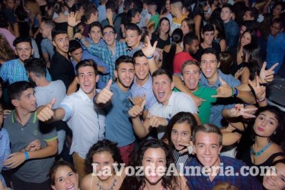 Caseta de Los 40 Principales y Guarapo Night en la Feria de Almeriía 2015. Fotos: Néstor Cánovas.