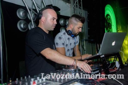 Caseta de Los 40 Principales y Guarapo Night en la Feria de Almeriía 2015. Fotos: Néstor Cánovas.