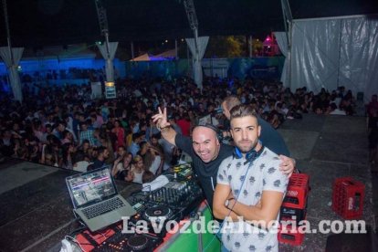 Caseta de Los 40 Principales y Guarapo Night en la Feria de Almeriía 2015. Fotos: Néstor Cánovas.