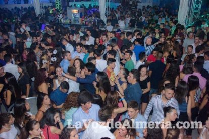 Caseta de Los 40 Principales y Guarapo Night en la Feria de Almeriía 2015. Fotos: Néstor Cánovas.