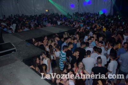 Caseta de Los 40 Principales y Guarapo Night en la Feria de Almeriía 2015. Fotos: Néstor Cánovas.