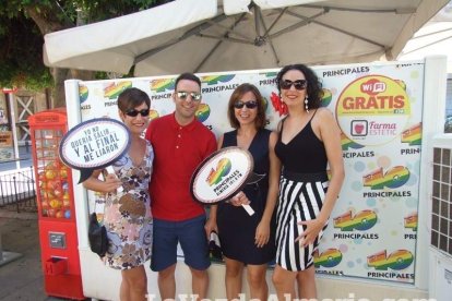 Feria del Mediodía en el ambigú de los 40 Principales y Kiosko del Mar.