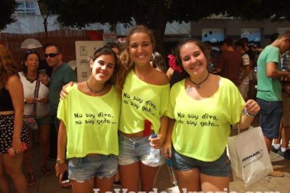 Feria del Mediodía en el ambigú de los 40 Principales y Kiosko del Mar.