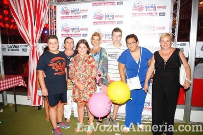 ¡Todos disfrutan de la Feria en la Caseta!