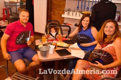 Feria del Mediodía en el centro de Almería. Premium, Plazuela y Cayetana.