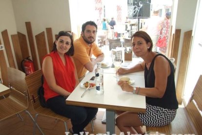 Feria del Mediodía en el centro de Almería. Premium, Plazuela y Cayetana.