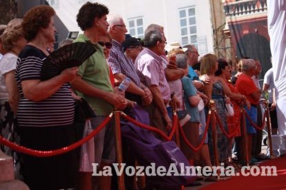 Homenaje en la Plaza Vieja a los Coloraos en la Feria de Almería.
