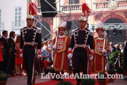 Homenaje en la Plaza Vieja a los Coloraos en la Feria de Almería.