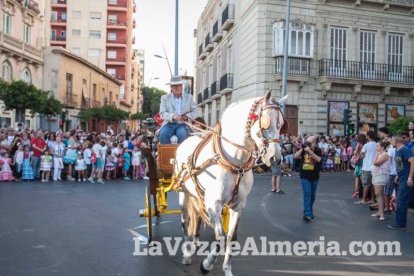 Batalla de flores de la Feria de Almería 2015. Fotos: Fran Muñoz.
