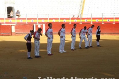 Espectáculo de Recortadores en la Plaza de Toros y bienvenida de la Casa Chopera a lor taurinos de EEUU en la Peña El Morato em la Feria d