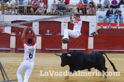 Espectáculo de Recortadores en la Plaza de Toros y bienvenida de la Casa Chopera a lor taurinos de EEUU en la Peña El Morato em la Feria d