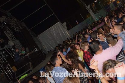 Caseta de Los 40 Principales y Guarapo Night en la Feria de Almeriía 2015. Fotos: Néstor Cánovas.