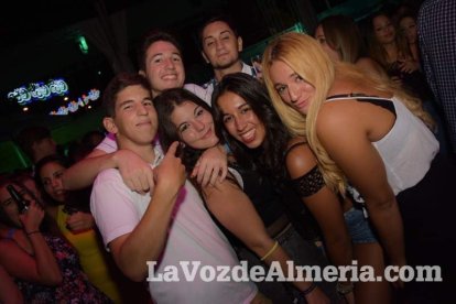 Caseta de Los 40 Principales y Guarapo Night en la Feria de Almeriía 2015. Fotos: Néstor Cánovas.