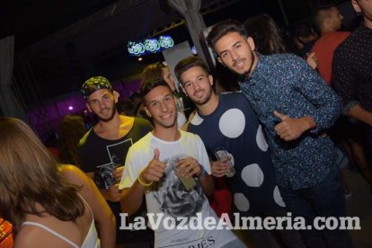 Caseta de Los 40 Principales y Guarapo Night en la Feria de Almeriía 2015. Fotos: Néstor Cánovas.