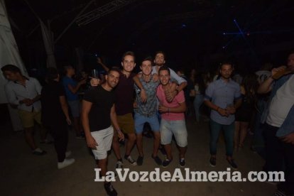 Caseta de Los 40 Principales y Guarapo Night en la Feria de Almeriía 2015. Fotos: Néstor Cánovas.