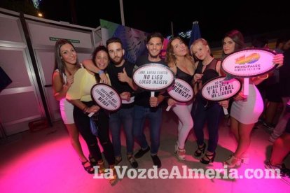 Caseta de Los 40 Principales y Guarapo Night en la Feria de Almeriía 2015. Fotos: Néstor Cánovas.