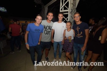 Caseta de Los 40 Principales y Guarapo Night en la Feria de Almeriía 2015. Fotos: Néstor Cánovas.