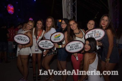 Caseta de Los 40 Principales y Guarapo Night en la Feria de Almeriía 2015. Fotos: Néstor Cánovas.