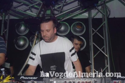 Caseta de Los 40 Principales y Guarapo Night en la Feria de Almeriía 2015. Fotos: Néstor Cánovas.