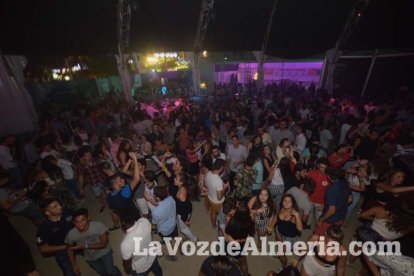 Caseta de Los 40 Principales y Guarapo Night en la Feria de Almeriía 2015. Fotos: Néstor Cánovas.