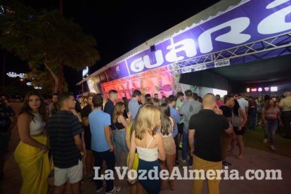 Caseta de Los 40 Principales y Guarapo Night en la Feria de Almeriía 2015. Fotos: Néstor Cánovas.