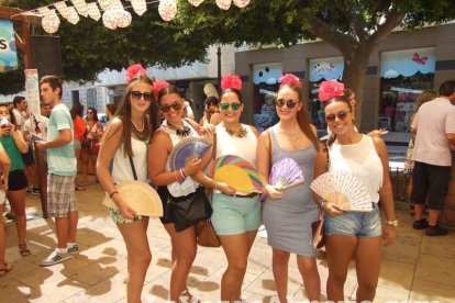 Feria del Mediodía en el ambigú de los 40 Principales y Kiosko del Mar.