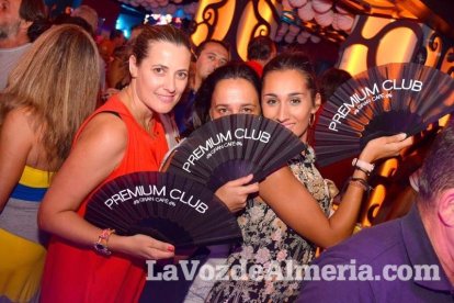 Feria del Mediodía en el centro de Almería. Premium y La Plazuela.