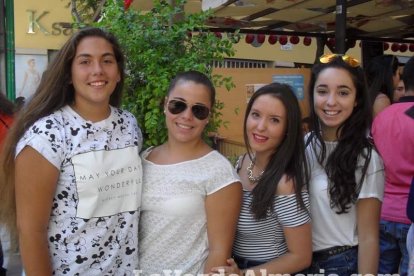 Feria del Mediodía en el centro de Almería. Premium y La Plazuela.