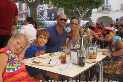 Feria del Mediodía en el centro de Almería. Premium y La Plazuela.