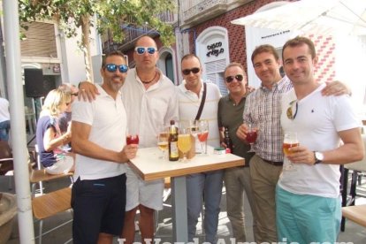 Feria del Mediodía en el centro de Almería. Premium y La Plazuela.