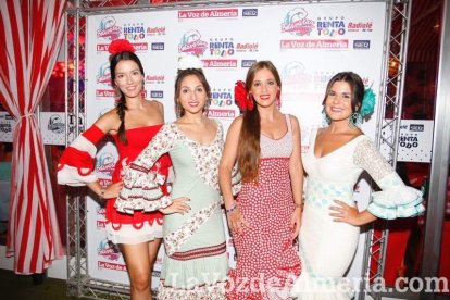 Una nueva noche comienza en la caseta.