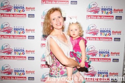 Una nueva noche comienza en la caseta.