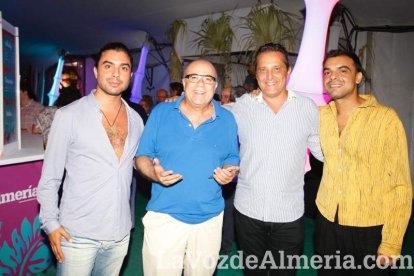 ¡En la caseta no se para ni un minuto!