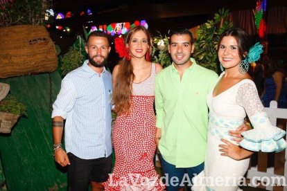 Cada vez más personas se suman a la fiesta.