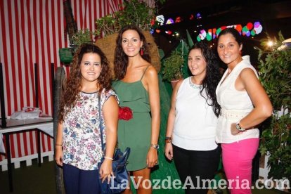 Cada vez más personas se suman a la fiesta.