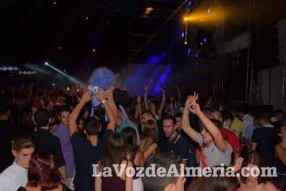 Caseta de Los 40 Principales y Guarapo Night en la Feria de Almeriía 2015. Fotos: Néstor Cánovas.