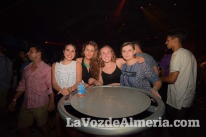 Caseta de Los 40 Principales y Guarapo Night en la Feria de Almeriía 2015. Fotos: Néstor Cánovas.