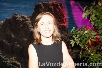 Otra noche llena de color comienza en la caseta.