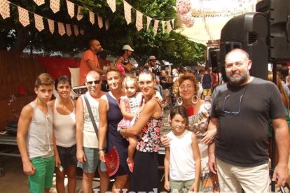 Feria del Mediodía en el ambigú de los 40 Principales y Kiosko del Mar.