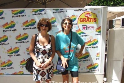 Feria del Mediodía en el ambigú de los 40 Principales y Kiosko del Mar.