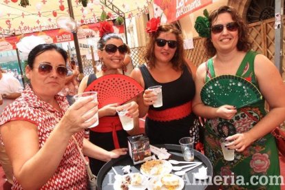 Nadie quiere perderse el último día de Feria de Mediodía.