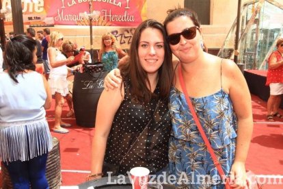 Nadie quiere perderse el último día de Feria de Mediodía.