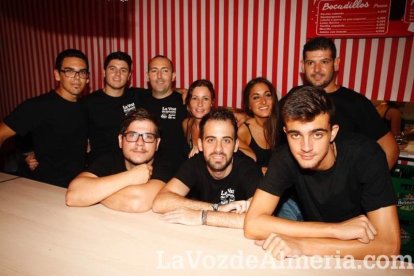 La última tanda de fotos de la caseta en esta Feria 2015, aunque la fiesta sigue. ¡A disfrutar!