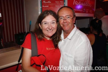 La última tanda de fotos de la caseta en esta Feria 2015, aunque la fiesta sigue. ¡A disfrutar!