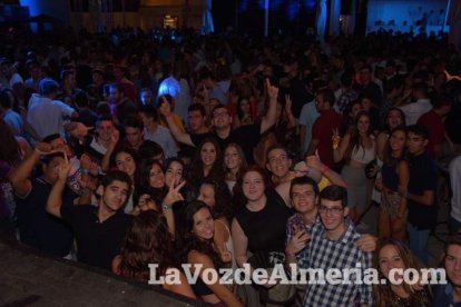 Caseta de Los 40 Principales y Guarapo Night en la Feria de Almeriía 2015. Fotos: Néstor Cánovas.