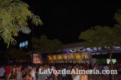 Caseta de Los 40 Principales y Guarapo Night en la Feria de Almeriía 2015. Fotos: Néstor Cánovas.