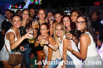 Fotos de la caseta de noche de LA VOZ del día sábado 29 de agosto