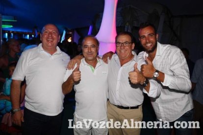 Fotos de la caseta de noche de LA VOZ del día sábado 29 de agosto