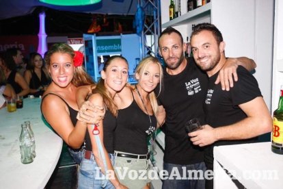 Fotos de la caseta de noche de LA VOZ del día sábado 29 de agosto